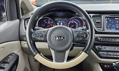 Kia Canival 2016, 143486 км, за 6276.84 USD - фото 13