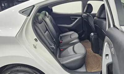Hyundai Avante 2014, 60630 км, за 4169.38 USD - фото 12