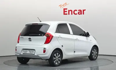 Kia Morning 2012, 82760 км, за 2444.66 USD