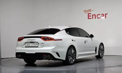 Kia Stinger 2018, 211615 км, за 7469.28 USD