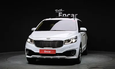 Kia Canival 2016, 146471 км, за 8126.86 USD