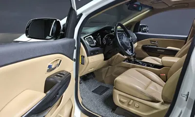 Kia Canival 2016, 146471 км, за 8126.86 USD - фото 9
