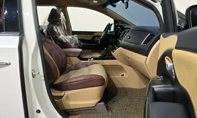Kia Canival 2015, 124363 км, за 7922.03 USD - фото 10