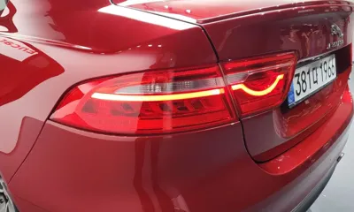 Jaguar XE 2019, 93169 км, за 10831.04 USD - фото 23
