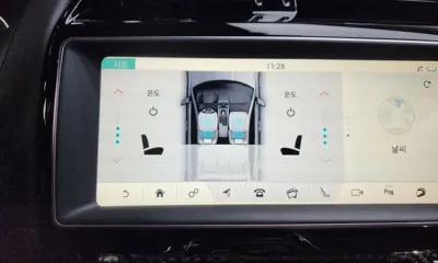Jaguar XE 2019, 93169 км, за 10831.04 USD - фото 32