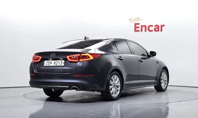Kia K5 2015, 190136 км, за 4426.82 USD