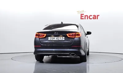 Kia K5 2015, 190136 км, за 4426.82 USD