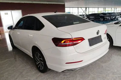 Volkswagen Lavida 2022, 27100 км, за 14191 USD