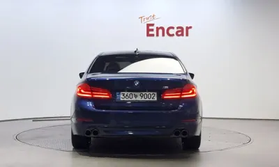 BMW 5-Series 2018, 76365 км, за 14385.18 USD