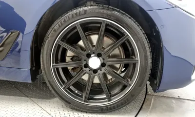 BMW 5-Series 2018, 76365 км, за 14385.18 USD