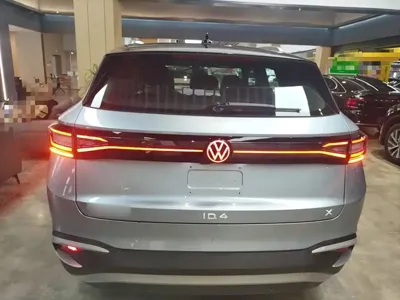 Volkswagen ID.4 X 2024, 10900 км, за 16393.82 USD - фото 6