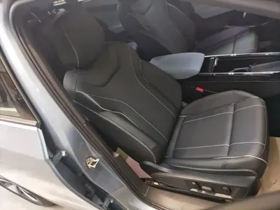 Volkswagen ID.4 X 2024, 10900 км, за 16393.82 USD - фото 25