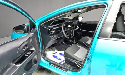 Toyota Prius 2019, 63916 км, за 7548.9 USD - фото 10