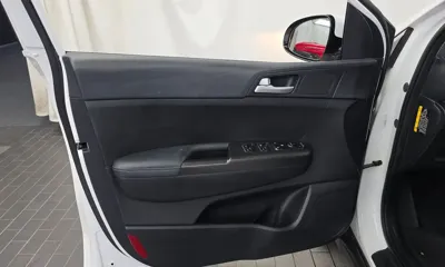 Kia Sportage 2017, 178823 км, за 4857.56 USD - фото 24
