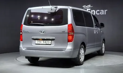 Hyundai Starex 2018, 137145 км, за 10049.92 USD