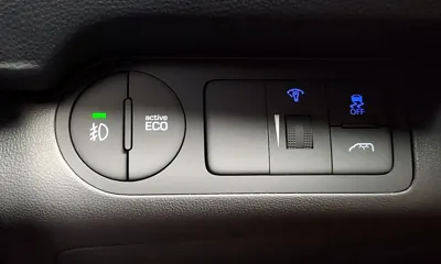 Hyundai Starex 2018, 137145 км, за 10049.92 USD - фото 13