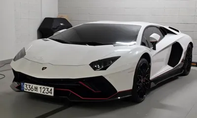 Lamborghini Aventador · 2022 год