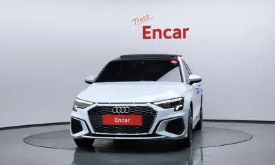 Audi A3 2023, 31313 км, за 17866.52 USD