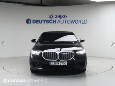 BMW 5-Series 2024, 44797 км, за 37442.19 USD