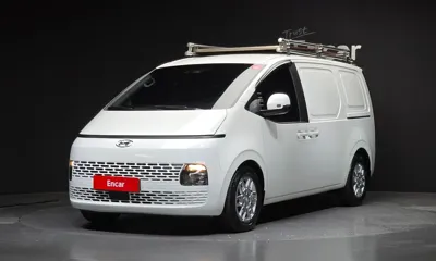 Hyundai Staria · 2022 год