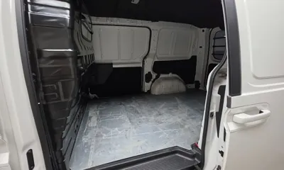 Hyundai Staria 2022, 59429 км, за 15276.6 USD - фото 12