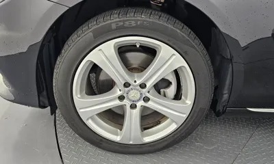 Mercedes-Benz E-Class 2017, 176712 км, за 11009.78 USD