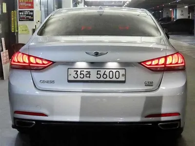 Hyundai Genesis 2015, 175109 км, за 4724.01 USD