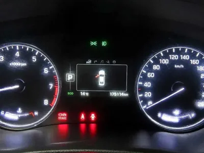 Hyundai Genesis 2015, 175109 км, за 4724.01 USD - фото 9