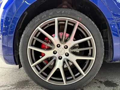Maserati Levante 2017, 76000 км, за 33815.11 USD