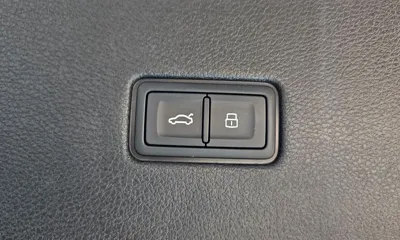 Audi RSQ8 2023, 38518 км, за 28323.69 USD - фото 20