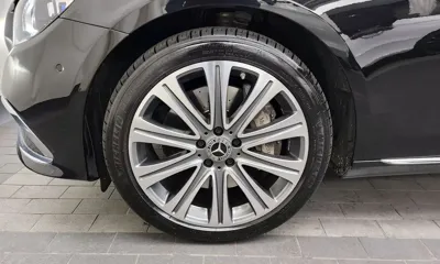 Mercedes-Benz E-Class 2021, 66046 км, за 29210.98 USD