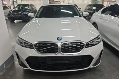 BMW 3 Series 2025, 8800 км, за 32843 USD