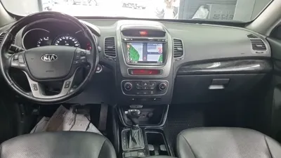 Kia Sorento 2014, 279000 км, за 3257.33 USD