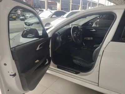BMW 1 Series 2019, 83699 км, за 7928.76 USD - фото 16