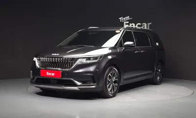 Kia Canival · 2023 год
