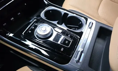 Kia Canival 2023, 22945 км, за 20121.11 USD - фото 9