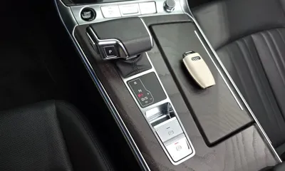 Audi A6 2023, 23806 км, за 28277.96 USD - фото 9