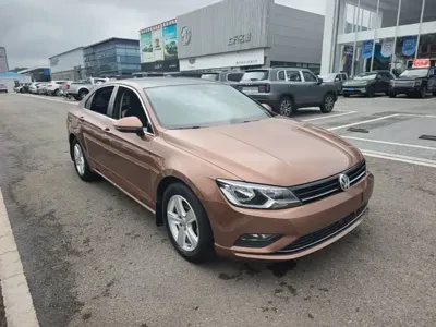Volkswagen Lamando 2017, 113600 км, за 6026.31 USD