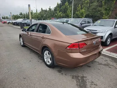 Volkswagen Lamando 2017, 113600 км, за 6026.31 USD