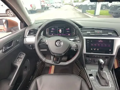 Volkswagen Lamando 2017, 113600 км, за 6001.11 USD - фото 11