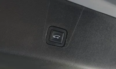 ChevroletGMDaewoo Traverse 2020, 125231 км, за 10733.81 USD - фото 17