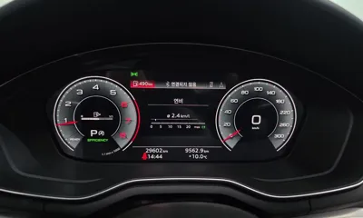 Audi A5 2023, 29602 км, за 23112.56 USD - фото 8