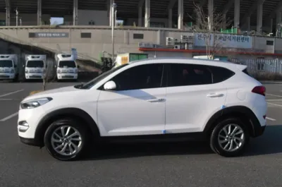 Hyundai Tucson 2016, 128080 км, за 7670.8 USD