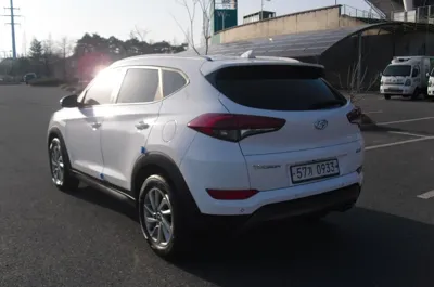 Hyundai Tucson 2016, 128080 км, за 7670.8 USD