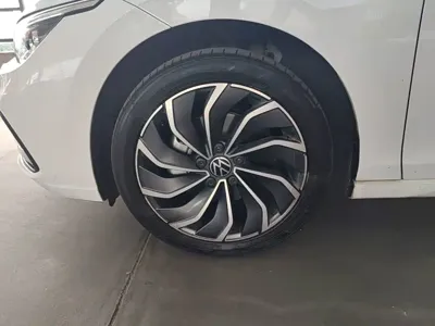 Volkswagen Golf 2022, 17500 км, за 12332.42 USD - фото 23