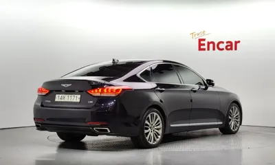 Hyundai Genesis 2014, 137415 км, за 8550.38 USD