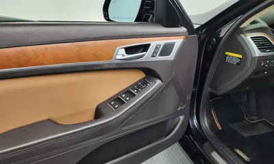 Hyundai Genesis 2014, 137415 км, за 8550.38 USD - фото 17