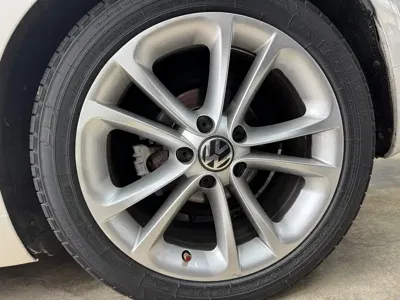 Volkswagen Scirocco 2013, 130000 км, за 6463.09 USD