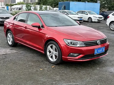 Volkswagen Lamando 2015, 80000 км, за 5120.56 USD