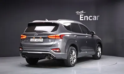 Hyundai Santafe 2019, 94866 км, за 13848.46 USD